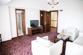 Отель Hotel Giuliano Бухарест Стандартные апартаменты-7